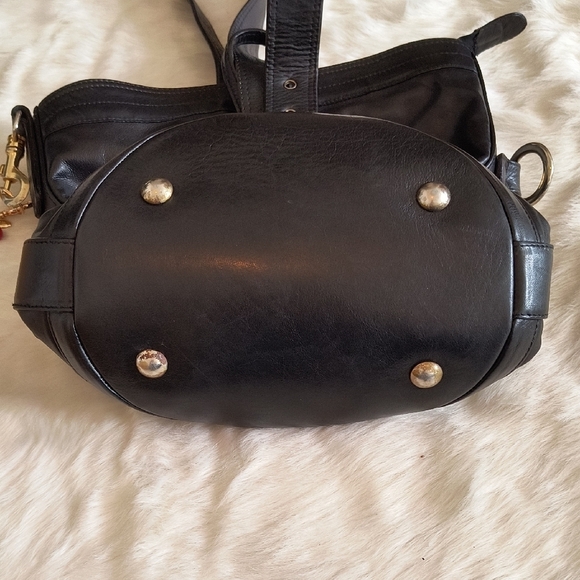 Luigi Sciorio Black Leather Shoulder Bag with Belt And Gold Buckle. Like New - Picture 4 of 8